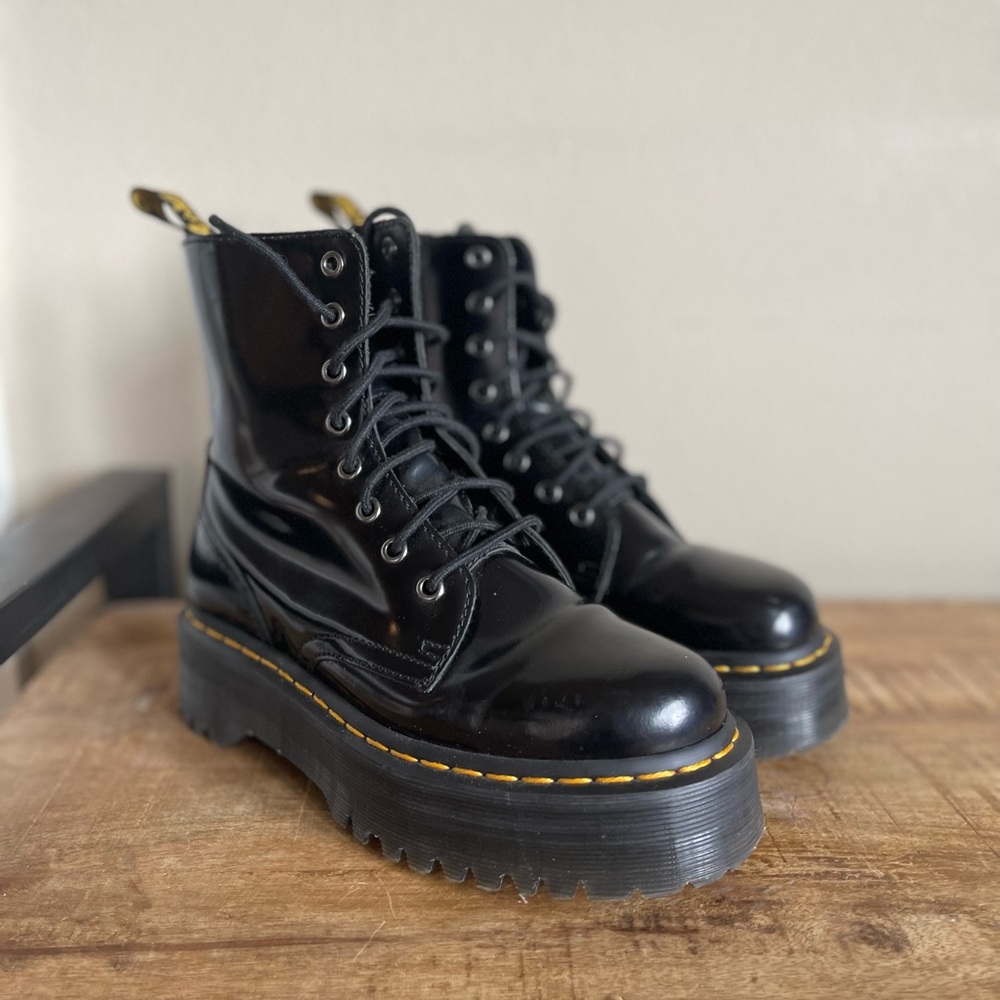 Dr. Martens Jadon Lace Up Platform Boot Black 6M EU 38 7.5 - 8 Women’s
